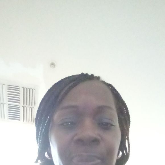 Meet your Posher, Eunice - Picture 1 of 1